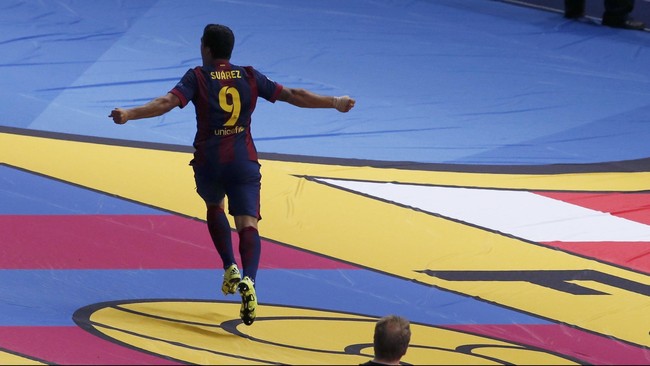 Barcelona yang bertandang pada laga pertama pramusim mendapatkan kemenangan 2-1 atas tim yang diperkuat Steven Gerrard, LA Galaxy.