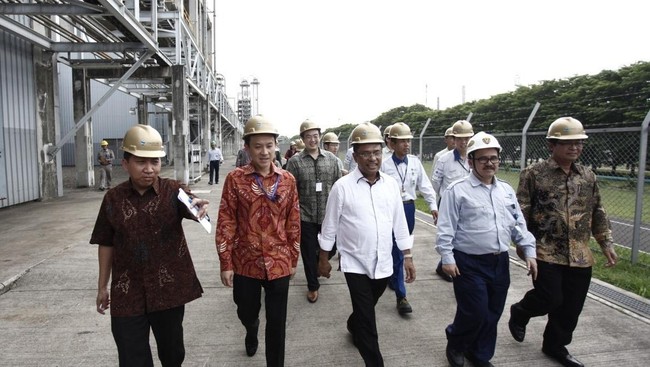 Pengembangan kapasitas pabrik yang menghabiskan dana US$ 380 juta mengharuskan Chandra Asri menghentikan produksi produk turunan naphtha.