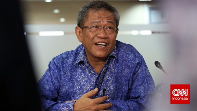 Bulog melego gula pasir Rp13 ribu per kg pada setiap operasi pasar yang dilakukannya di daerah-daerah dengan harga gula tinggi.