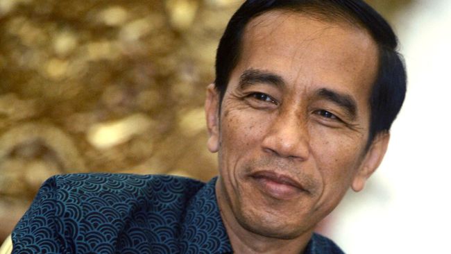 Baju resepsi yang akan dikenakan pada pernikahan Gibran dan Selvi nanti mengambil kebaya kartinian dengan mengombinasikannya dengan model kebaya kutu baru.