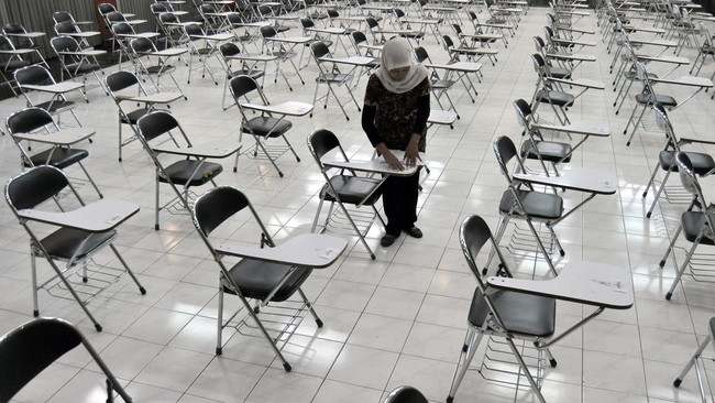 Pengurangan 1.000 perguruan tinggi akan dilakukan melalui mekanisme merger. Jumlah mahasiswa dan program studi yang sedikit akan digabung menjadi satu.