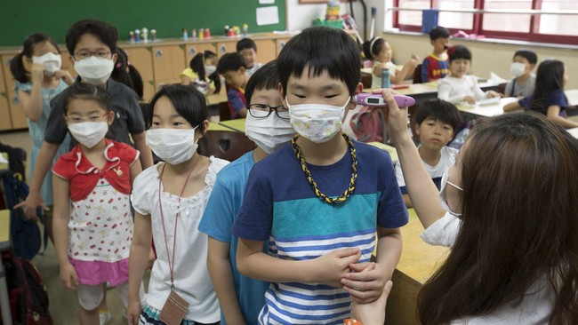 Pemerintah Hong Kong mengeluarkan status peringatan merah bagi warganya yang hendak melakukan perjalanan yang tidak penting ke Korea Selatan.