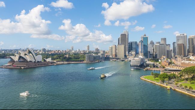 Sementara ini, wacana peniadaan paspor belum bisa diwujudkan dalam waktu dekat di banyak negara. Baru sebatas Australia dan Selandia Baru saja.