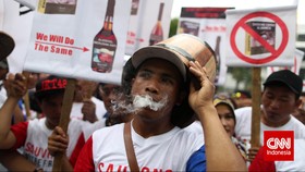Sambil Kaji FCTC, Pemerintah Batasi Merokok di Ruang Publik