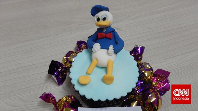 Eyang Donald Duck Lewati Delapan Dekade