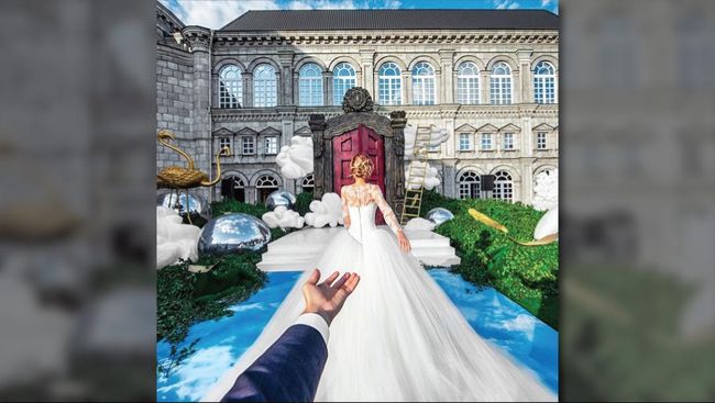 Dalam seri terbaru foto Follow Me, Osmann dan Zakharova memamerkan foto pernikahan mereka. Pasangan ini akhirnya menikah.