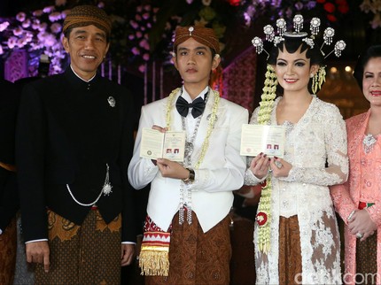 Selvi Ananda, Menantu Jokowi yang Ternyata Berprestasi Semasa Kuliah
