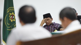 Fuad Amin Pinjam KTP Satpam untuk Beli Alphard dan Apartemen