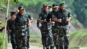 PR untuk Panglima TNI Berikutnya: Pembangunan Kesejahteraan