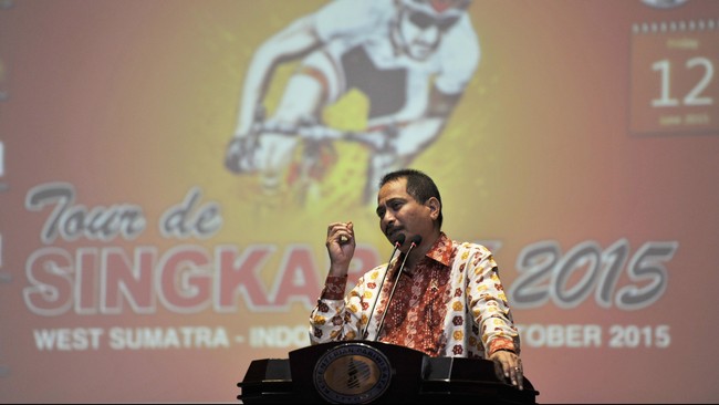 Presiden Joko Widodo akan membebaskan visa bagi wisatawan asal 30 negara baru tahun depan demi menggenjot jumlah turis asing masuk ke Indonesia.