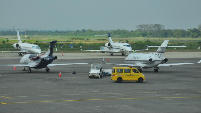 Warga Natuna, Kepulauan Riau, berharap tiket pesawat rute Batam-Natuna turun usai Indonesia mengambil alih pengelolaan FIR dari Singapura.
