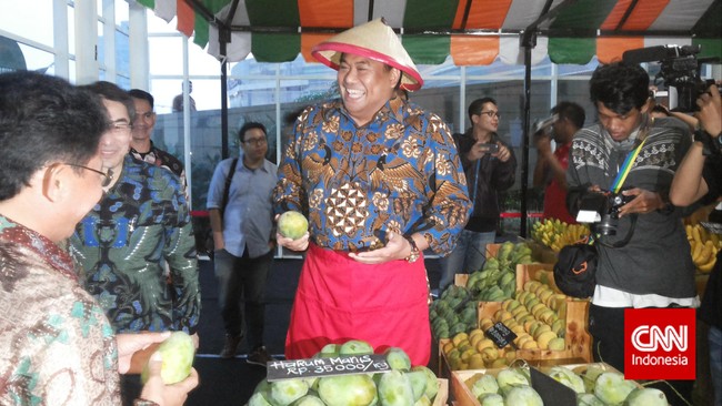 Impor buah dan sayur pada triwulan pertama 2015 sebesar 259 ribu ton atau tercatat telah turun 29,2 persen dari periode yang sama tahun sebelumnya