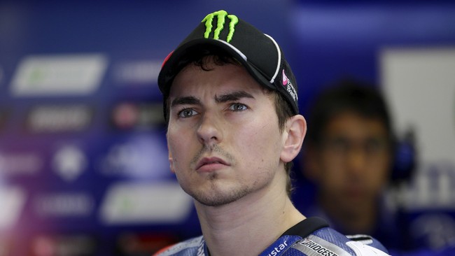 Pebalap Movistar Yamaha, Jorge Lorenzo menguasai latihan bebas kedua di GP San Marino mengungguli rider Honda, Marc Marquez yang merajai sesi pertama.