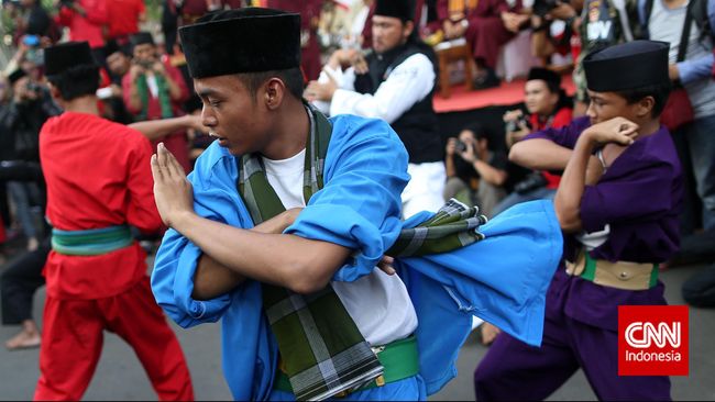 Hadiah Pencak Silat Bupati Cup Rp45 Ribu Hadiah lomba Bupati Cup Pandeglang hanya Rp45 ribu untuk juara ketiga panjat tebing dan Rp45 ribu untuk pencak silat.