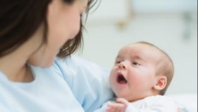 Feses Pertama Bayi Bisa Ungkap Masalah Kecerdasan Saat Remaja