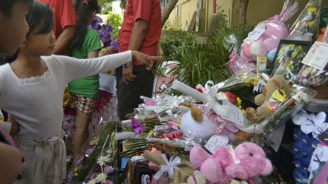 Ketua tim pengacara orang tua kandung Angeline, Misyal B. Ahmad, mengatakan tokoh agama yang didatangkan polisi itu berasal dari daerah Agus.