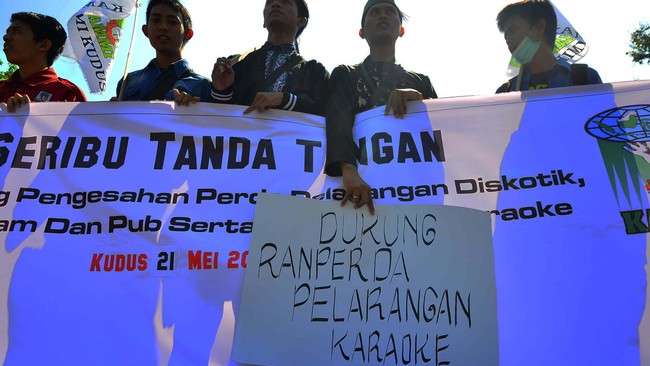 Sejauh ini peraturan daerah yang dibatalkan dianggap tidak merugikan pendapatan daerah.