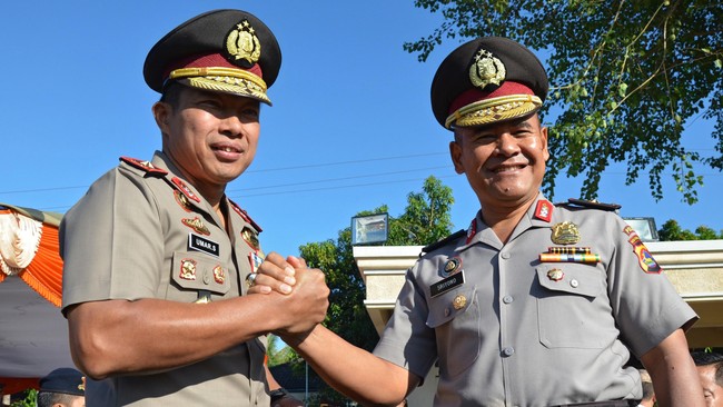 Narkotik Gatot Brajamusti berasal dari Jakarta. Cuma dari siapa Gatot dapat narkoba, dan bagaimana nakoba bisa sampai ke Lombok, itu masih ditelusuri.