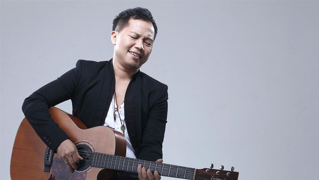 Si Kembar Sandhy Sondoro Dan Narji Rilis Single Terbaru