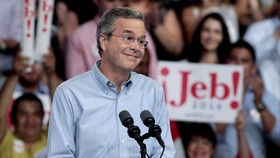 Jeb Bush: Warga AS Harus Menambah Jam Kerja