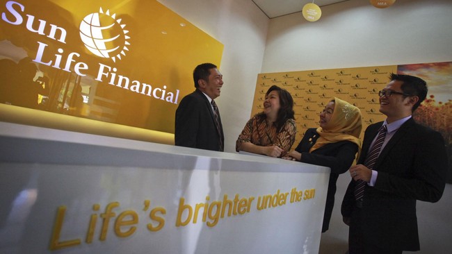 Perusahaan asuransi jiwa PT Sun Life Finansial Indonesia memperoleh pendapatan premi per kuartal III 2017 sebesar Rp2,17 triliun atau tumbuh 21 persen.