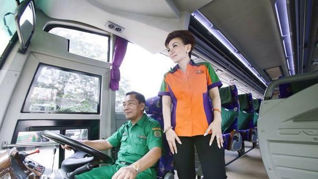 Penurunan jumlah pengguna angkutan umum darat bisa mencapai 20 hingga 30 persen dibandingkan tahun-tahun sebelumnya.