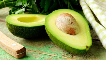 Zaitun, Bisa Segarkan Buah Alpukat yang Sudah Dibuka