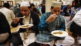 Berapa Lama Umat Muslim di Eropa Utara Berpuasa?