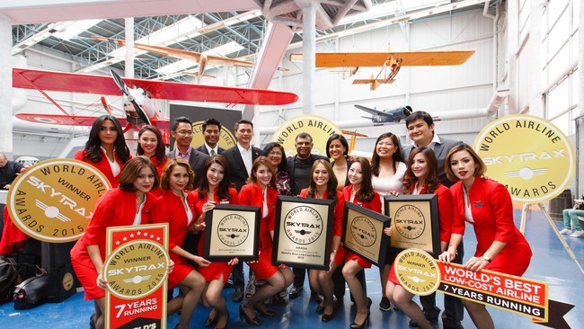 Indonesia AirAsia menambah frekuensi terbang rute Bandung–Singapura, Surabaya–Johor Bahru, dan Surabaya–Kuala Lumpur untuk memenuhi permintaan