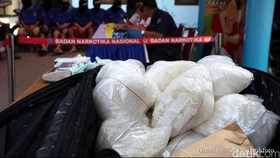 Kelabui Petugas, Penyelundup Simpan Sabu di Selangkangan