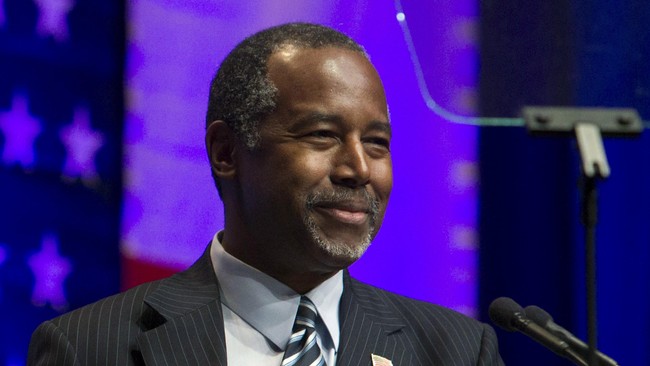 Pesaing utama Donald Trump dalam perebutan nominasi calon presiden partai Republik, Ben Carson, dituding berbohong soal beasiswa West Point.