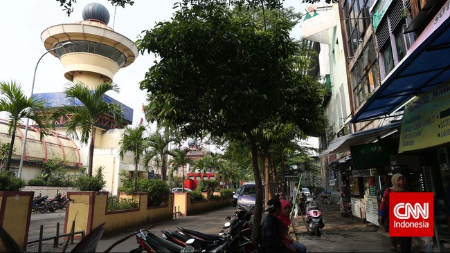 Ada cerita di balik nama Blok M, tempat yang paling tersohor seantero Jakarta. Pembangunan Blok M dan Kebayoran Baru, awal perkotaan yang terencana.