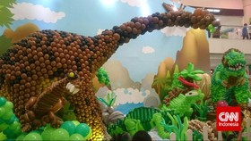 Balon Dinosaurus dan Satwa Lain Pecahkan Rekor MURI