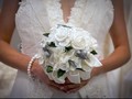Gaun Pengantin Unik dari Kantong Semen