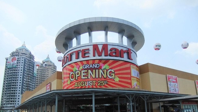 Satu hypermarket, satu supermarket, dan tiga toko wholesale akan dibangun Lotte Mart di Pulau Jawa tahun ini.