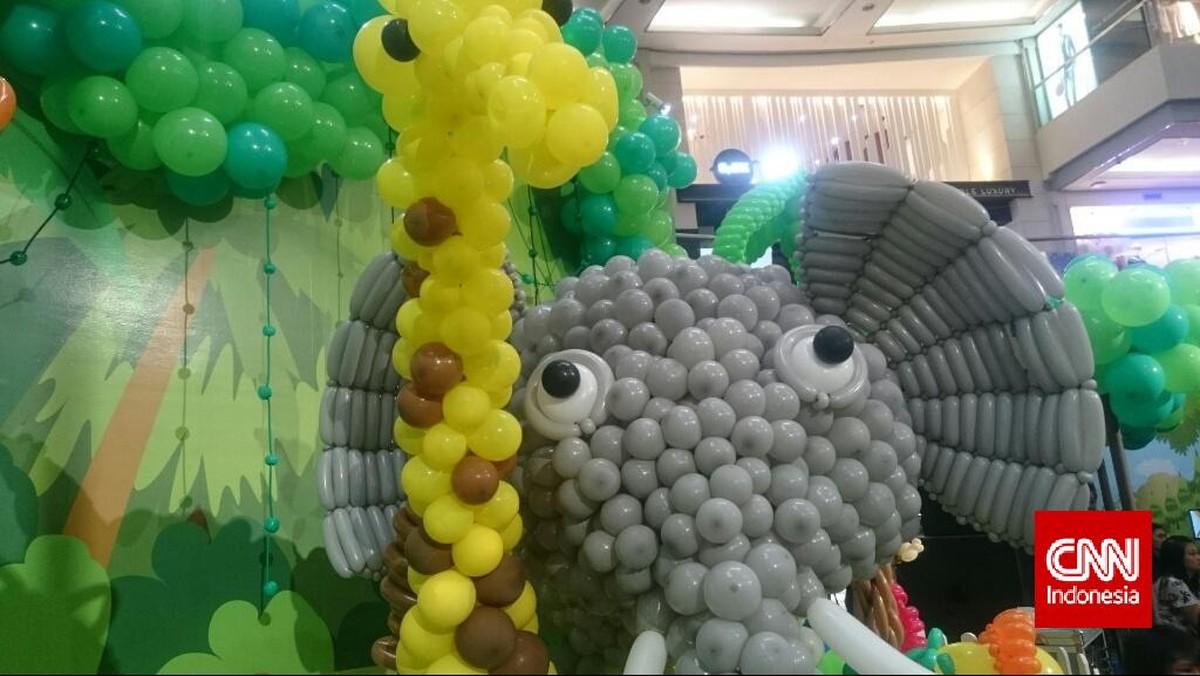 Balon Dinosaurus dan Satwa Lain Pecahkan Rekor MURI