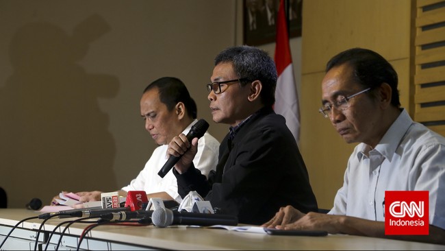 Diduga, mobil yang disita adalah satu unit kendaraan dinas Gubernur Sumatera Utara Gatot Pujo Nugroho bermerek Toyota Fortuner.