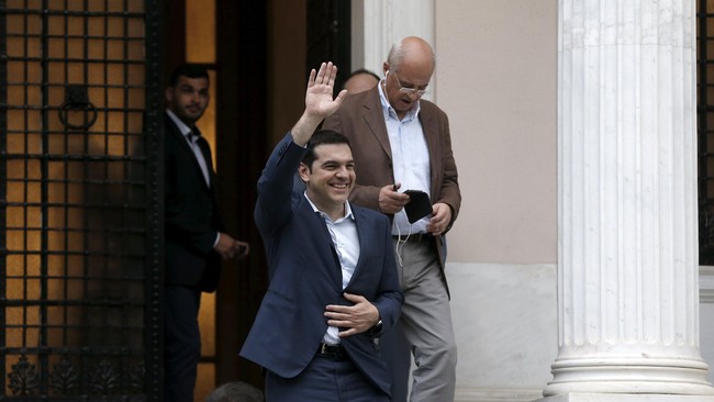 Hal tersebut dilakukan Alexis Tsipras untuk membuka jalan bagi pemilihan umum dini pada 20 September 2015 guna menetapkan dukungan terhadap program bailout.