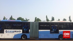 Ulang Tahun Ibu Kota, Ahok Resmikan 20 Bus Baru TransJakarta