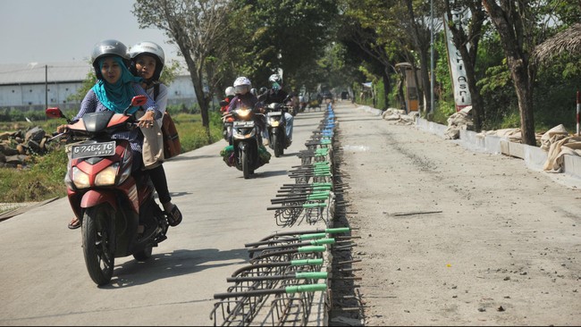 Yamaha menyediakan posko mudik dengan fasilitas layanan gratis untuk pengendara dan motor dari merek apapun.