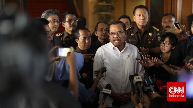 Jaksa Agung HM Prasetyo menyatakan korpsnya masih membutuhkan jaksa-jaksa terbaik untuk bisa tetap berkiprah sebagai lembaga hukum terbaik.