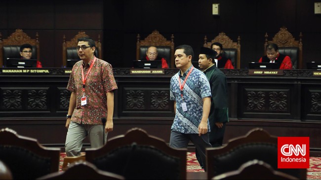 Perintah dari MK dinilai merupakan angin segar bagi KPK untuk menunjukkan komitmennya pada pemberantasan korupsi.