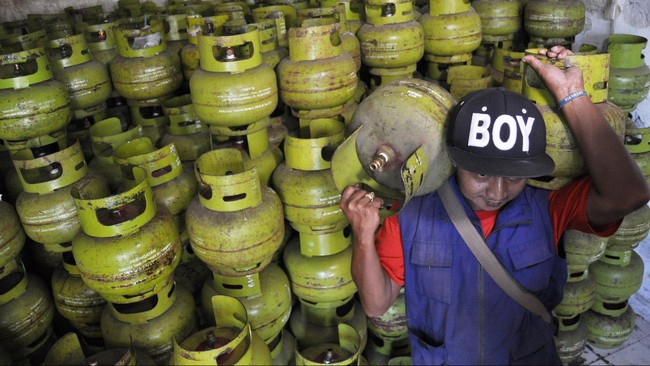 Nantinya, harga elpiji 3kg akan dilepas pada harga keekonomiannya, tetapi masyarakat yang berhak tetap dapat mengakses subsidi lewat Kartu Keluarga Sejahtera.