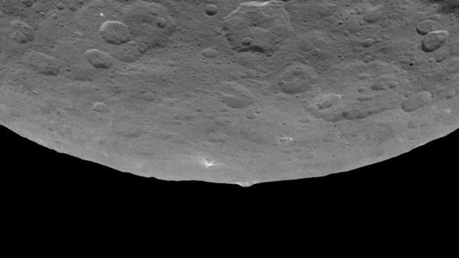 Planet yang sering mengalami hujan besi cair yang juga dikenal sebagai WASP-76b itu berjarak sekitar 640 tahun cahaya dari Bumi.