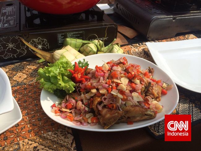 6 Tempat Makan Ayam Geprek Enak di Jakarta