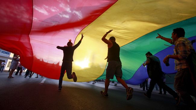 Badan intelijen dalam negeri Inggris dinobatkan sebagai tempat kerja paling ramah pada kaum homoseksual berdasarkan indeks Persamaan di Tempat Kerja.