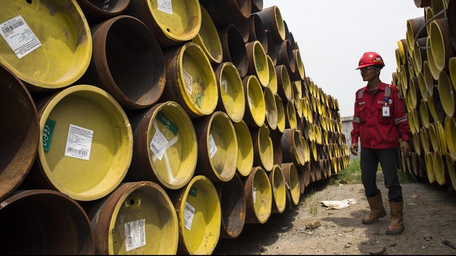 Pemerintah sendiri telah mengantongi sedikitnya empat langkah guna menekan harga jual gas bumi yang selama ini dikeluhkan para pelaku industri.