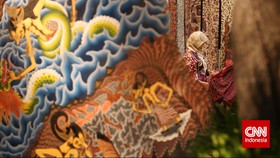 8 Desainer Indonesia Boyong Gaya Etnik Indonesia ke Paris