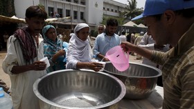 Gelombang Panas, Muslim Pakistan Diimbau Tidak Puasa