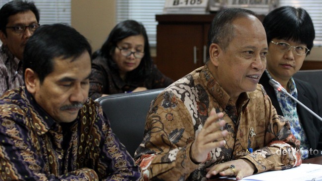 Penyidik Bareskrim menjadwal ulang pemeriksaan terhadap pimpinan universitas diduga bodong pada Jumat (16/10) yang akan datang.